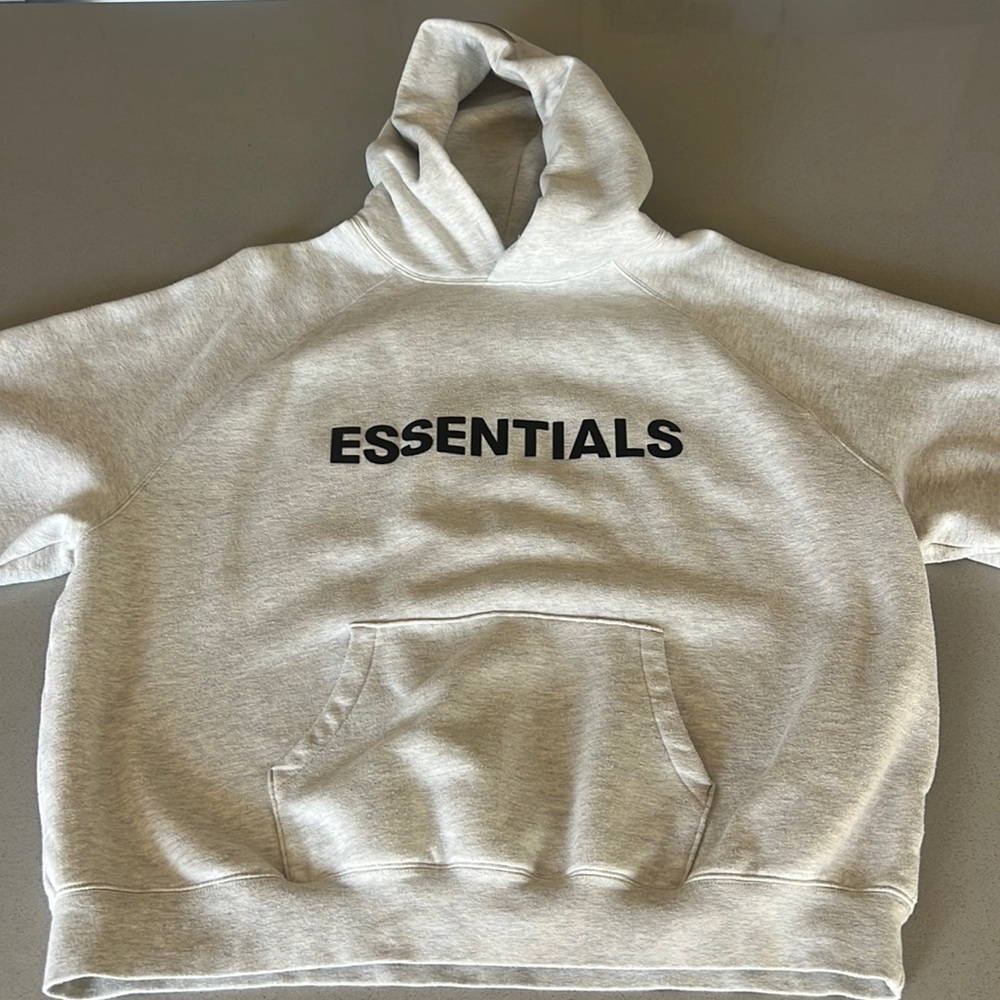 ESSENTIALS FEAR OF GOD GREY HOODIE